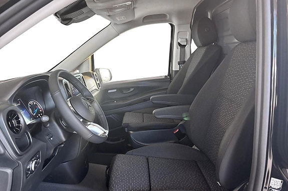 Mercedes-Benz eVito 112 9 of 14