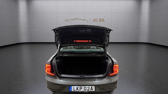 Volvo S90 5 of 5