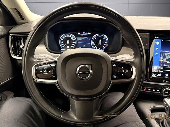 Volvo S90 17 of 26