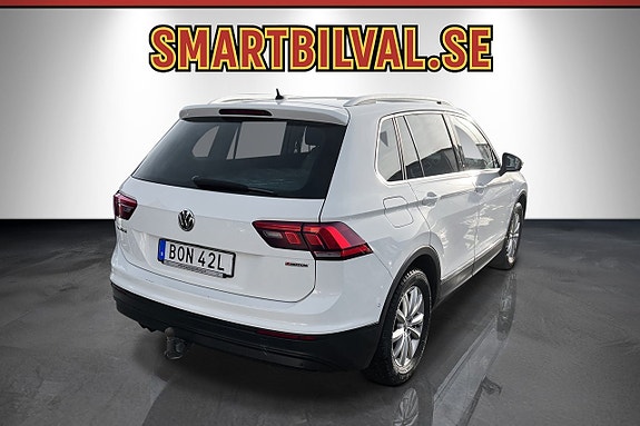 Volkswagen Tiguan 5 of 28