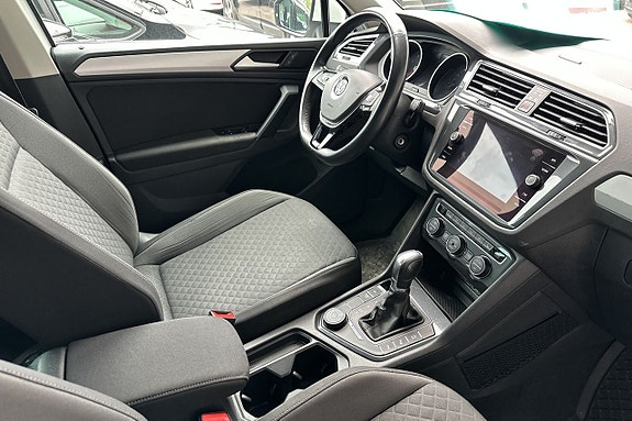 Volkswagen Tiguan 11 of 28