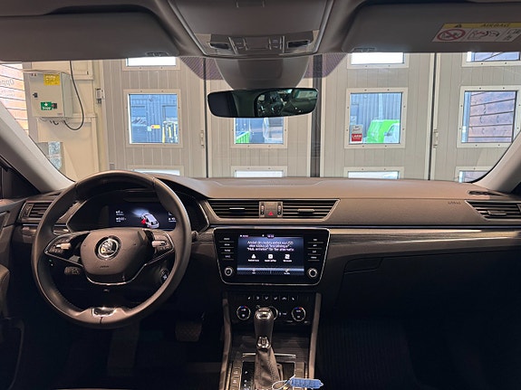 Skoda Superb 5 of 5