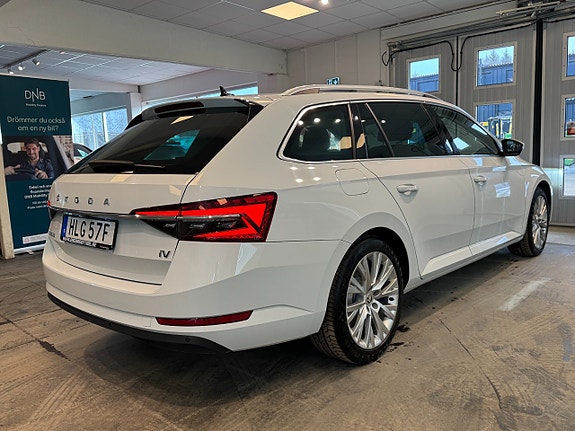 Skoda Superb 4 of 5