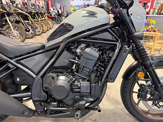 Honda CMX1100SE Rebel DCT 9 of 12