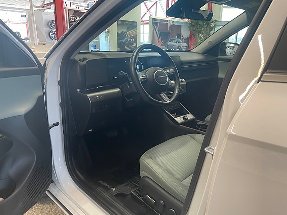 Hyundai Kona 8 of 9