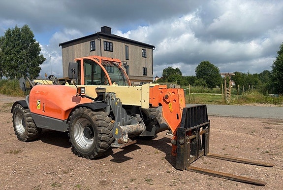 Teleskoplastare JLG 3513 2 of 7