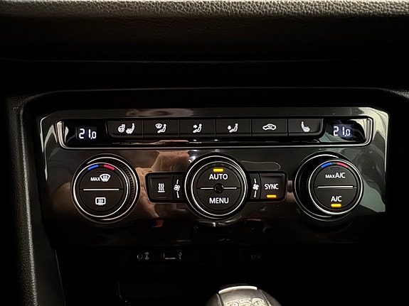 Volkswagen Tiguan 22 of 27