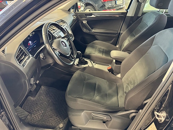 Volkswagen Tiguan 8 of 27