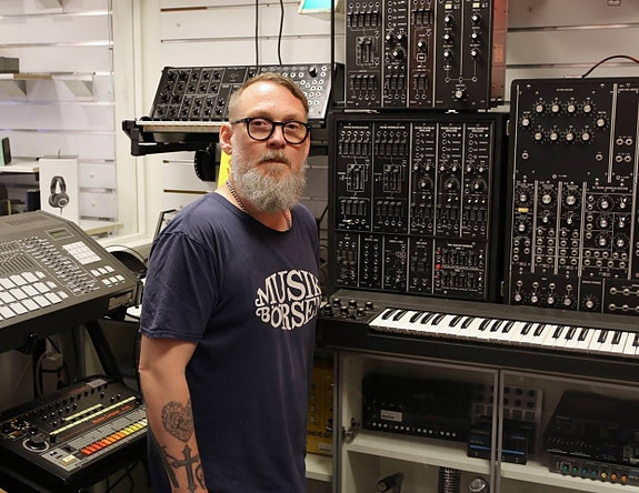 Product image 9 of 10