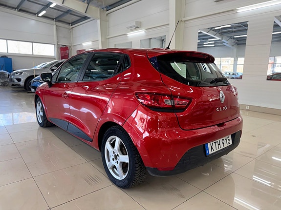 Renault Clio 16 of 19