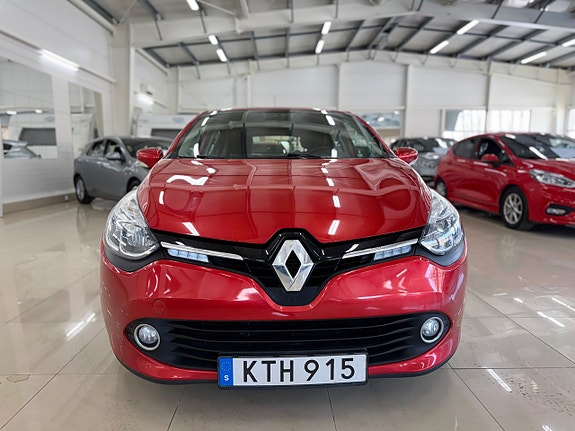 Renault Clio 12 of 19
