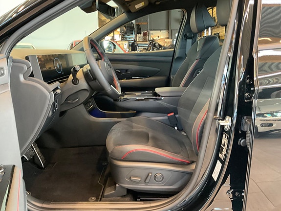 Hyundai Tucson 10 of 20