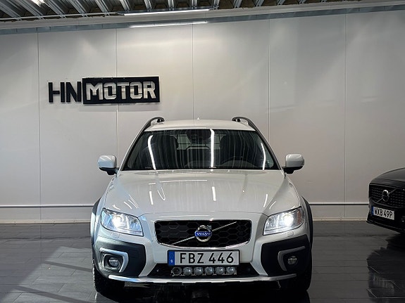 Volvo XC70 3 of 5