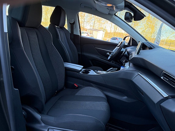Peugeot 3008 12 of 18