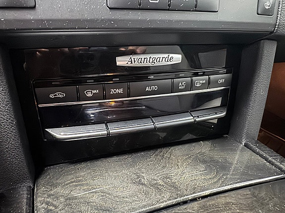 Mercedes-Benz E350 9 of 10