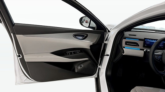 BYD Seal 6 11 of 13