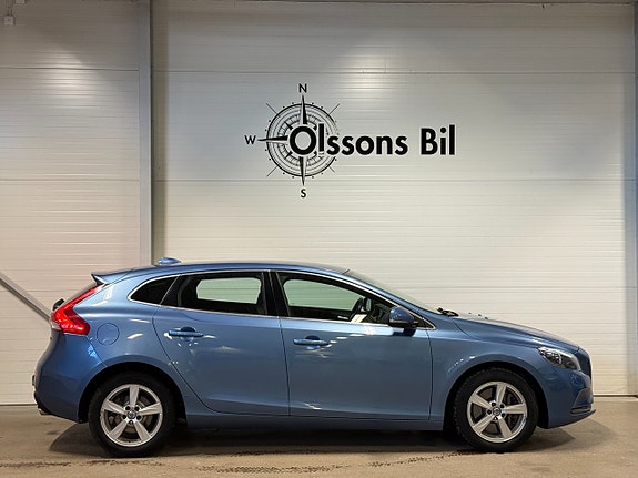 Volvo V40 10 of 19