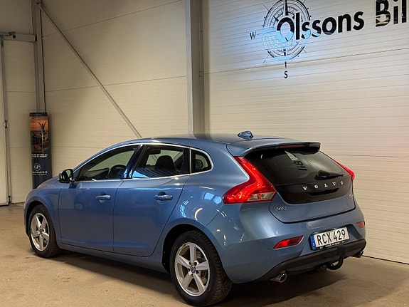 Volvo V40 5 of 19