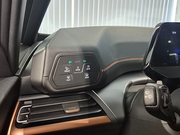 Cupra Born 10 of 21
