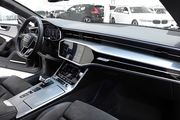 Audi A7 8 of 26