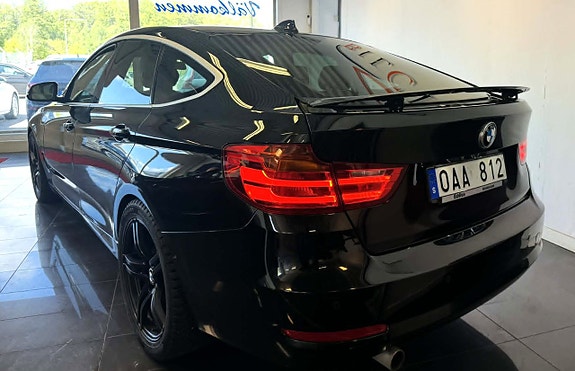 BMW 318d 2 of 23