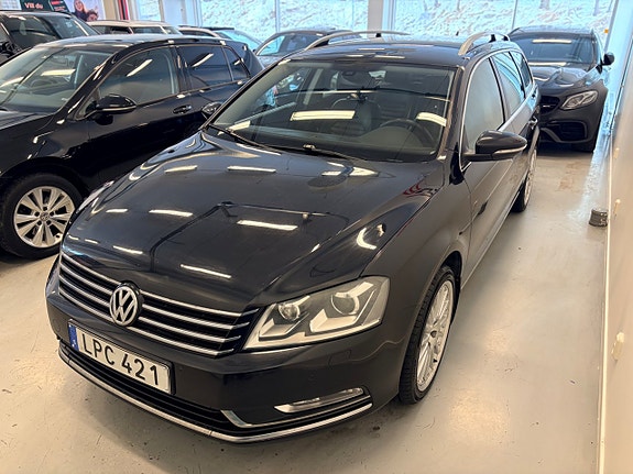 Volkswagen Passat 3 of 5