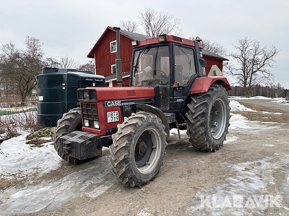 Traktor Case IH 1056XL