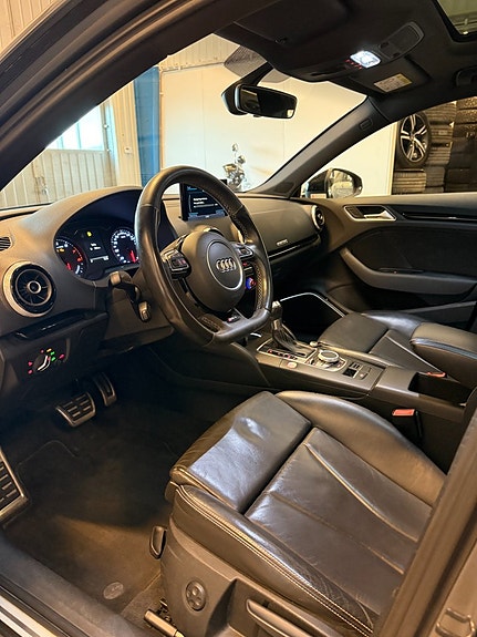 Audi RS3 8 of 15