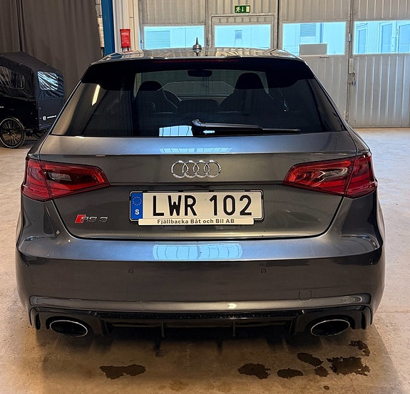Audi RS3 3 of 5