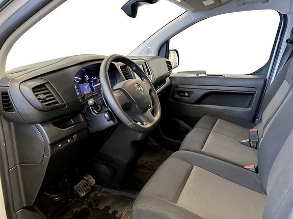 Opel Vivaro 7 of 15