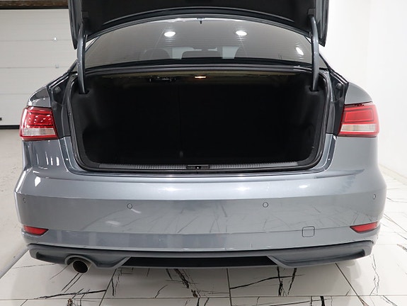 Audi A3 6 of 18