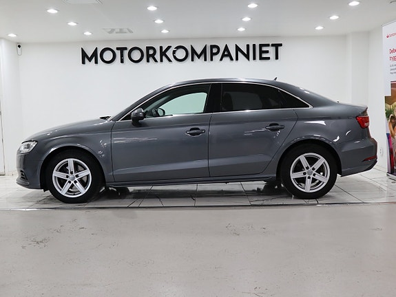 Audi A3 3 of 18