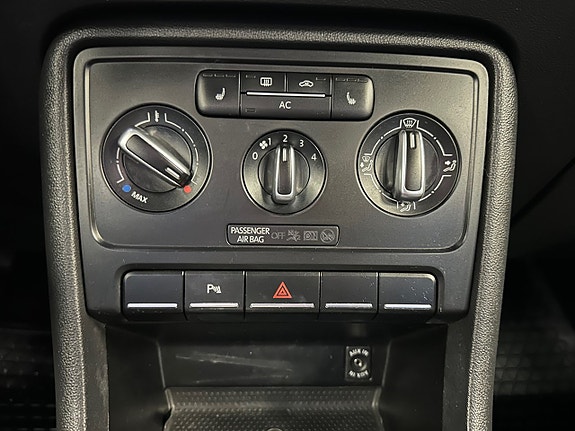 Volkswagen Beetle 9 of 19