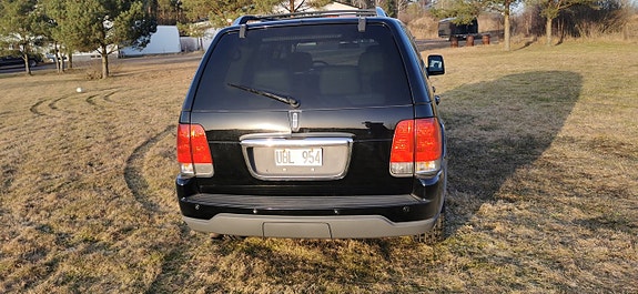 Lincoln Aviator 6 of 16
