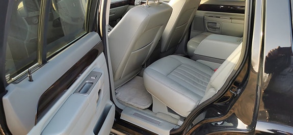 Lincoln Aviator 11 of 16