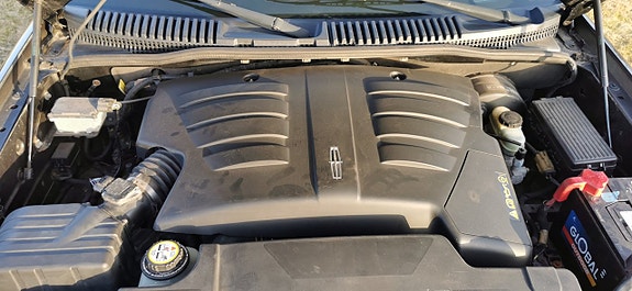 Lincoln Aviator 16 of 16