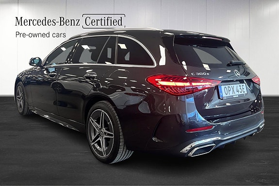 Mercedes-Benz C300 e 4 of 5