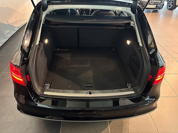 Audi A4 10 of 10