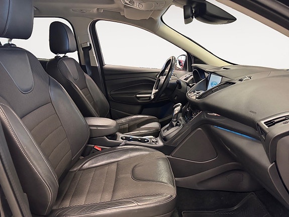 Ford Kuga 15 of 18
