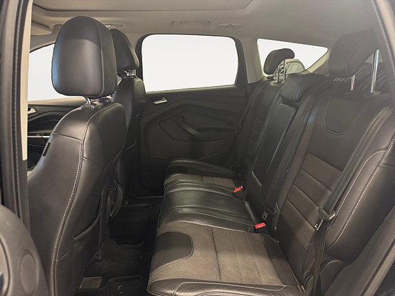 Ford Kuga 13 of 18