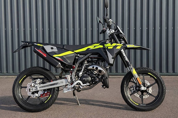 FANTIC XM50 PERFORMANCE NU i BUTIK