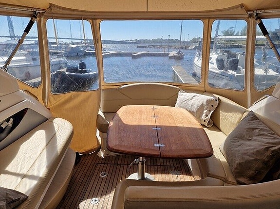Beneteau Monte Carlo 32 open 9 of 17