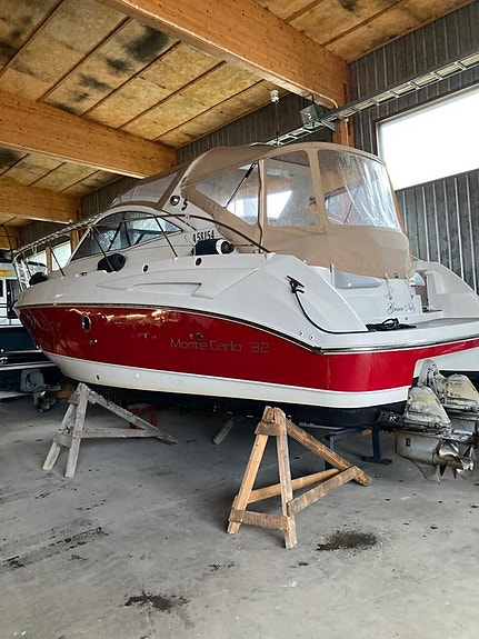 Beneteau Monte Carlo 32 open 5 of 17