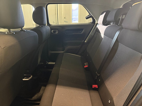Citroen C4 Cactus 9 of 15