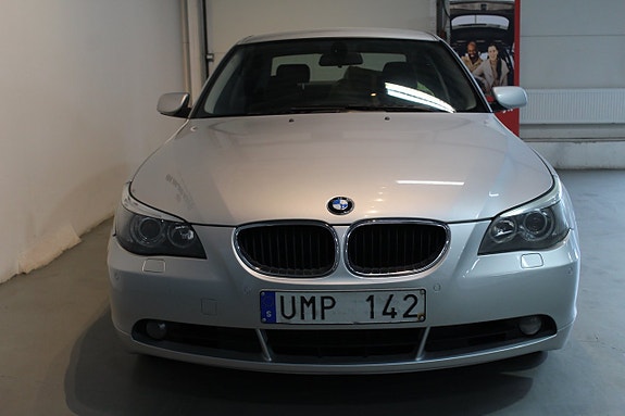 BMW 530i 5 of 5