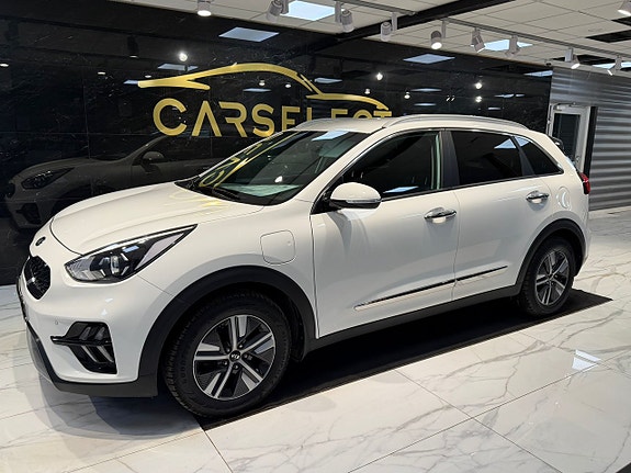 Kia Niro 2 of 25