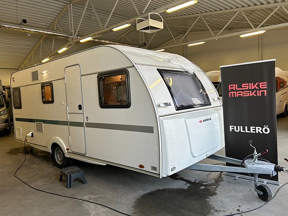 Adria Aviva 522 PT / Förtält / Barnkammare / 1350kg tot.vikt