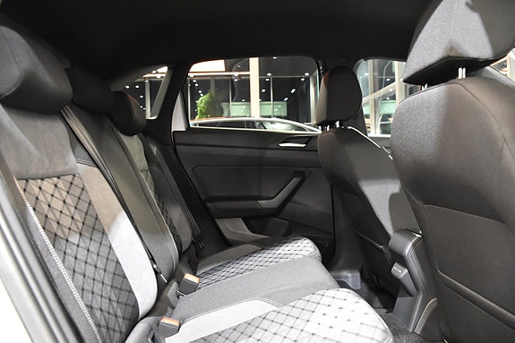 Volkswagen Taigo 13 of 15