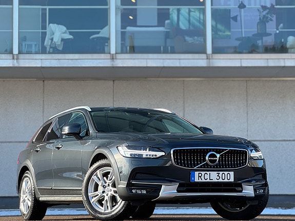 Volvo V90 Cross Country