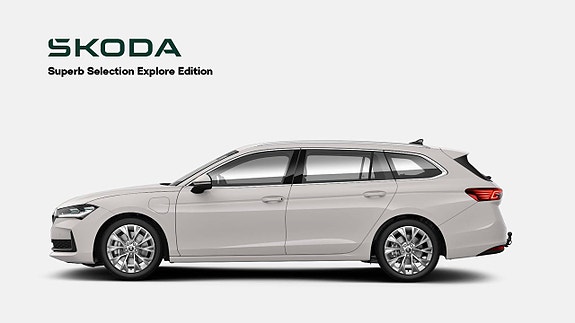 Skoda Superb 2 of 5